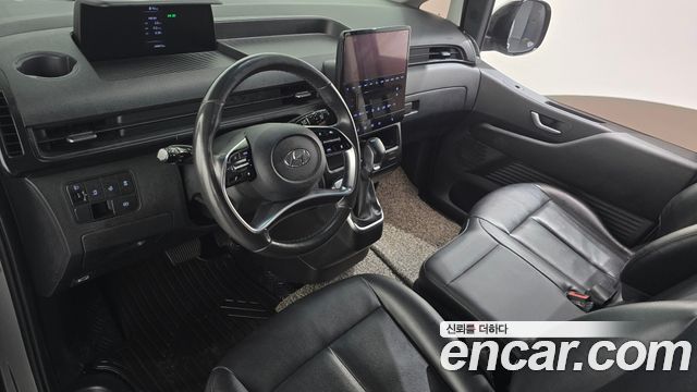 Hyundai Staria 2022 — photo 7