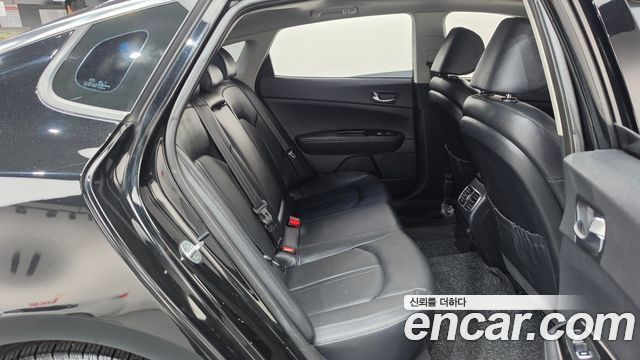 Kia K5 2016 — photo 12
