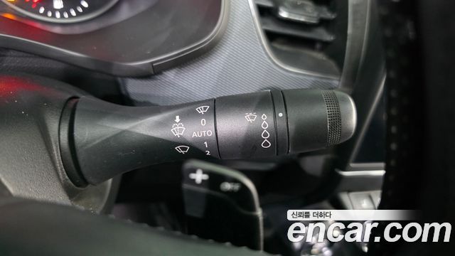 Renault Korea XM3 2022 — photo 17