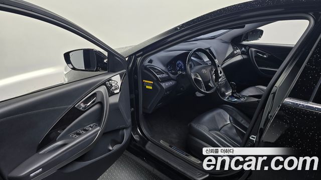 Hyundai Grandeur 2015 — photo 11