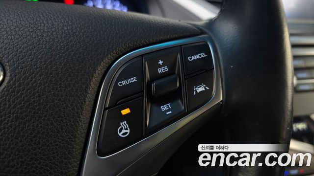 Hyundai Grandeur 2015 — photo 17