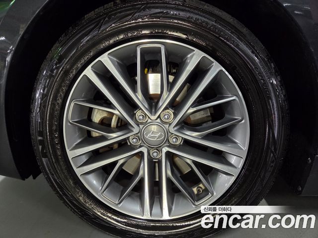 Hyundai Grandeur 2018 — photo 8