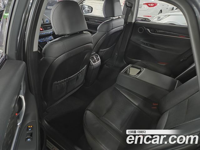 Hyundai Grandeur 2018 — photo 16