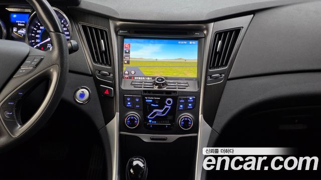 Hyundai Sonata 2012 — photo 20