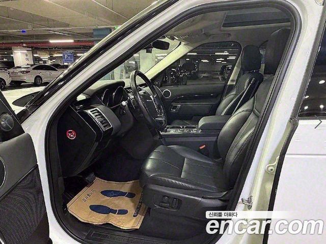 Land Rover Discovery 2018 — photo 7