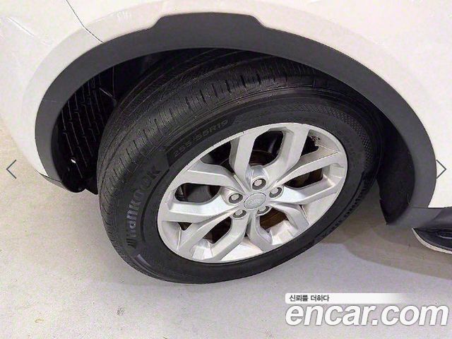 Land Rover Discovery 2018 — photo 20