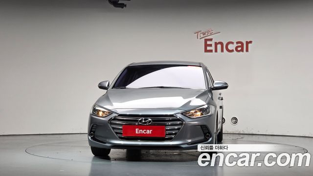 Hyundai AVANTE 2017 — photo 3