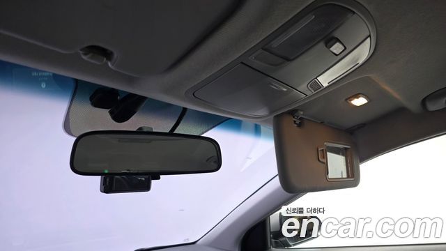 Hyundai AVANTE 2017 — photo 30