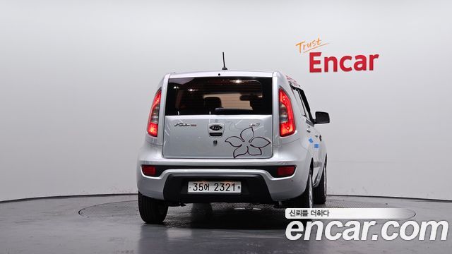 Kia Soul 2012 — photo 4