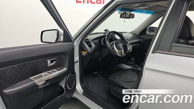 Kia Soul 2012 — photo 13