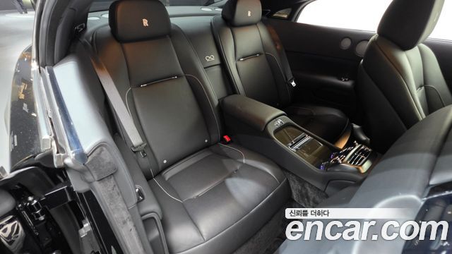 Rolls-Royce Wraith 2021 — photo 12