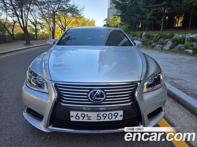 Lexus LS 2014 — photo 3