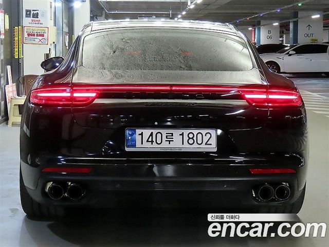 Porsche Panamera 2018 — photo 5