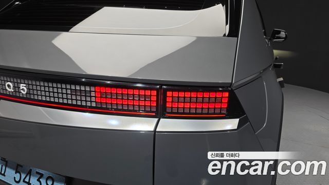 Hyundai Ioniq5 2023 — photo 9
