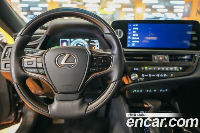 Lexus ES 2026 — photo 11