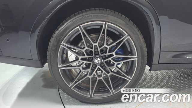 BMW X4M 2022 — photo 5