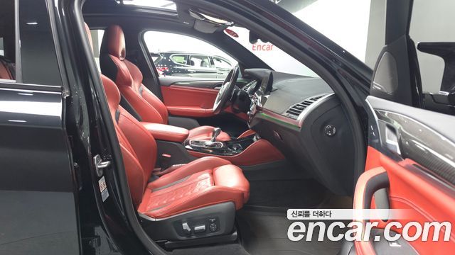 BMW X4M 2022 — photo 17
