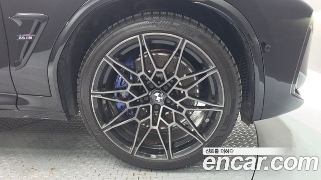 BMW X4M 2022 — photo 7