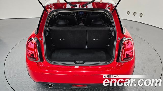 Mini Cooper 2020 — photo 30