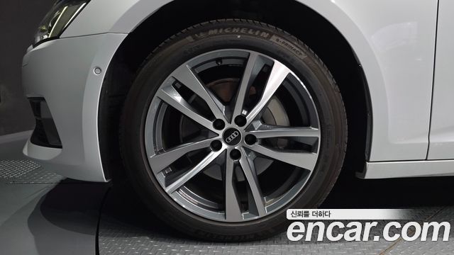 Audi A6 2021 — photo 5