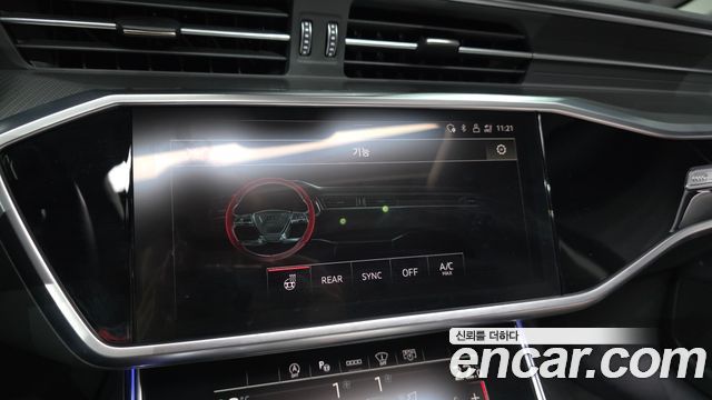Audi A6 2021 — photo 17