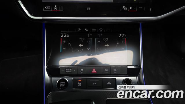 Audi A6 2021 — photo 18
