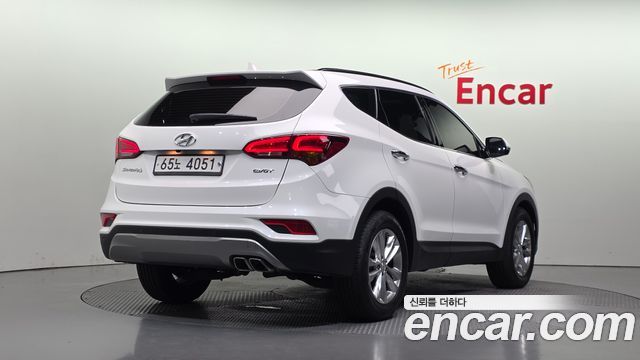 Hyundai Santafe 2017 — photo 2