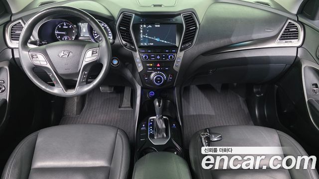 Hyundai Santafe 2017 — photo 10