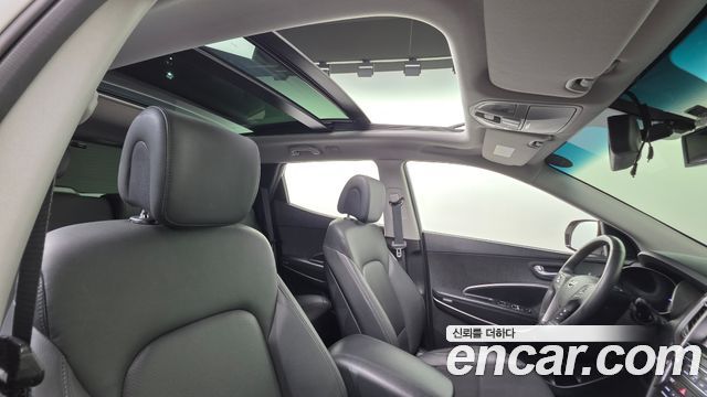 Hyundai Santafe 2017 — photo 26