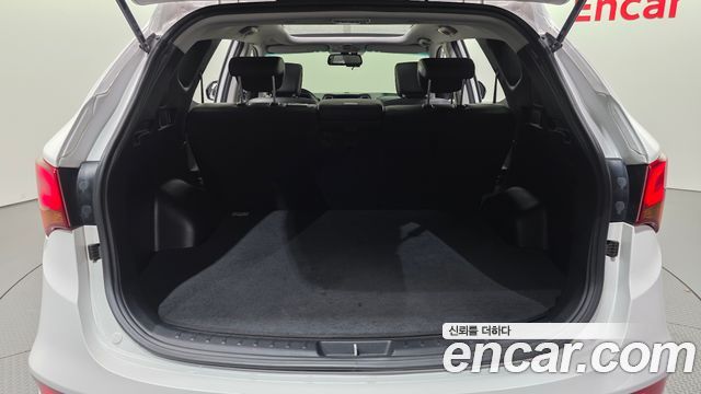 Hyundai Santafe 2017 — photo 27