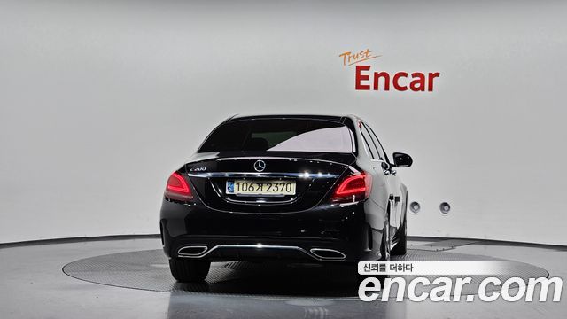 Mercedes-Benz C-Class 2021 — photo 4
