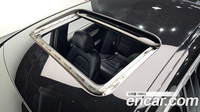Mercedes-Benz C-Class 2021 — photo 19