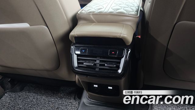 Kia K8 2022 — photo 39