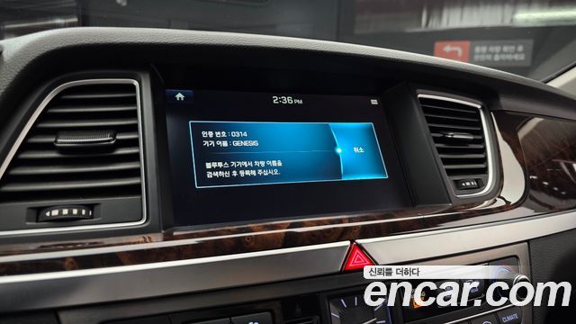 Hyundai Genesis 2016 — photo 22