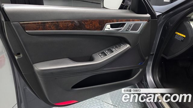 Hyundai Genesis 2016 — photo 14