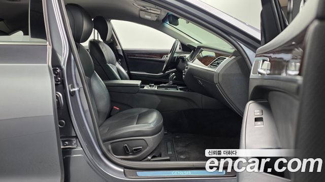 Hyundai Genesis 2016 — photo 16