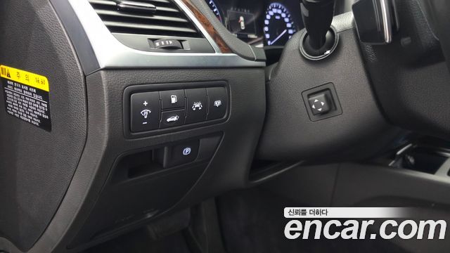 Hyundai Genesis 2016 — photo 27