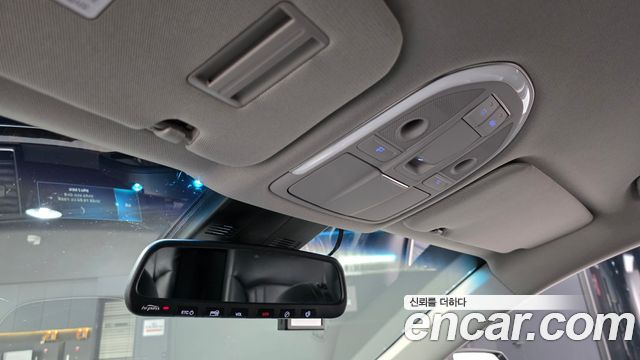 Hyundai Genesis 2016 — photo 31
