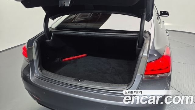 Hyundai Genesis 2016 — photo 33