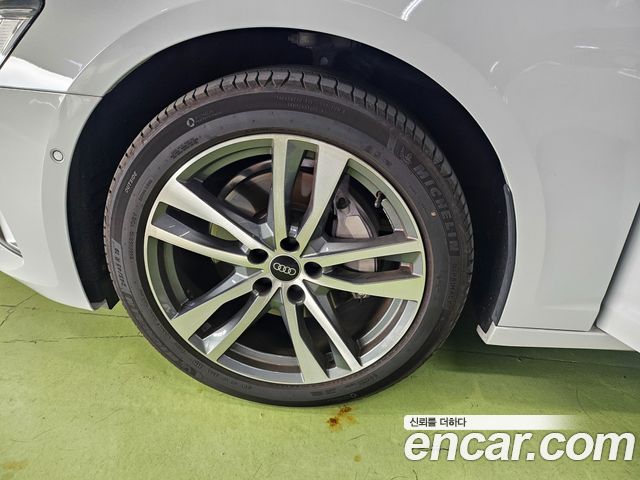 Audi A6 2021 — photo 5