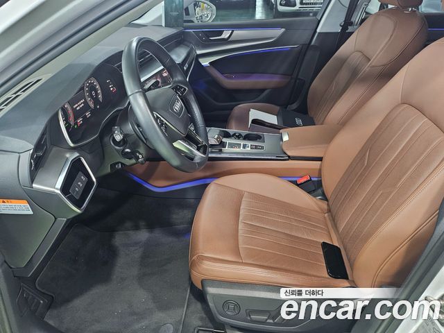 Audi A6 2021 — photo 10
