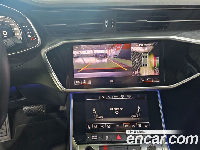 Audi A6 2021 — photo 15