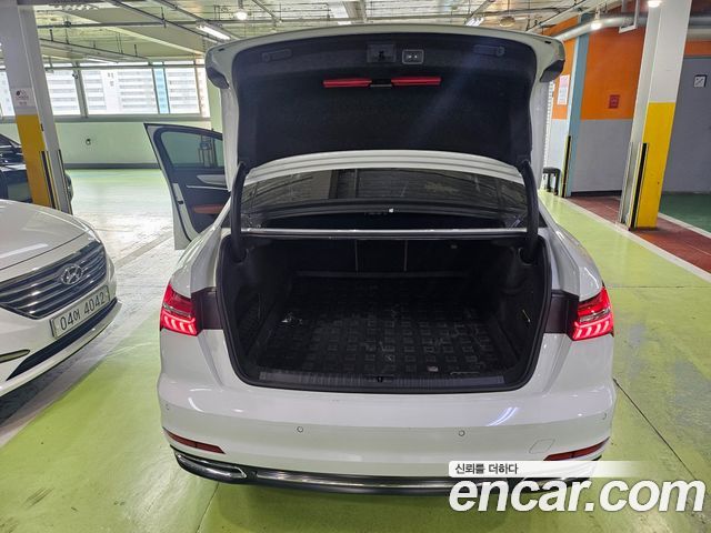 Audi A6 2021 — photo 19