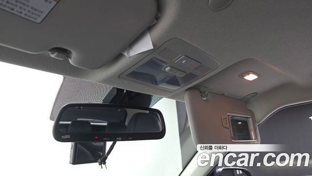 Hyundai Venue 2020 — photo 18