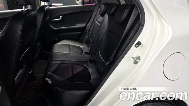 Kia morning 2015 — photo 16