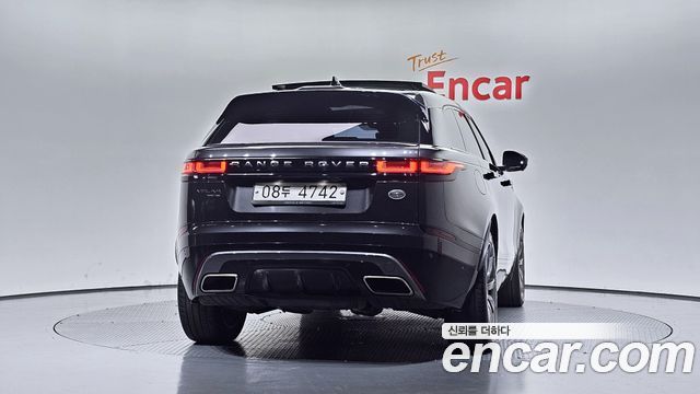 Land Rover Range Rover Velar 2018 — photo 4