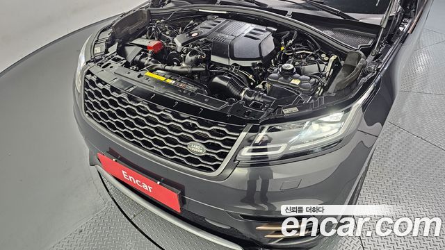 Land Rover Range Rover Velar 2018 — photo 6