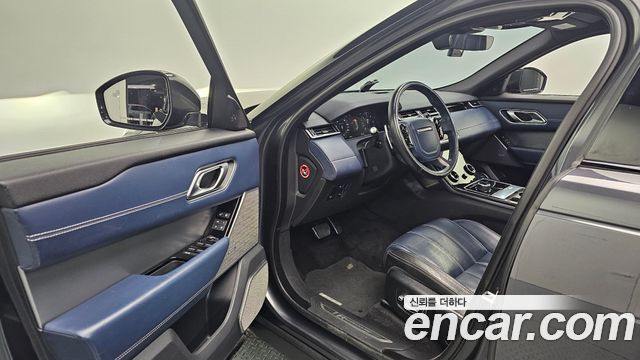 Land Rover Range Rover Velar 2018 — photo 10