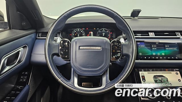 Land Rover Range Rover Velar 2018 — photo 13