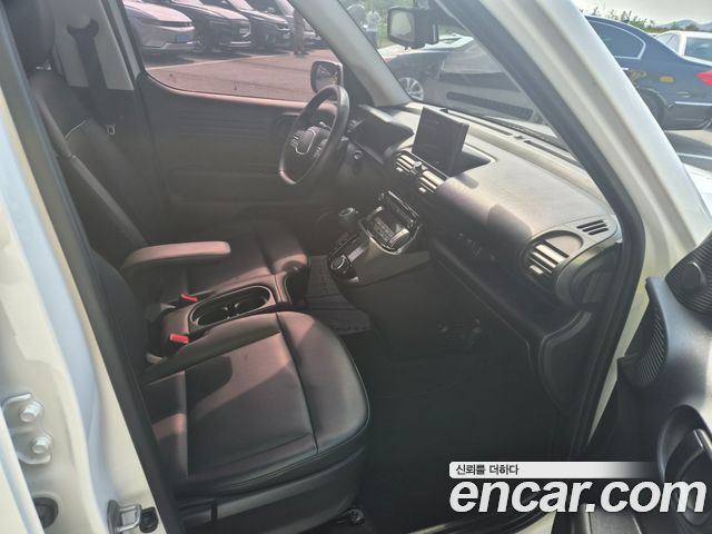 Hyundai Casper 2023 — photo 8